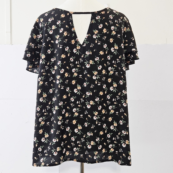 Shein Curve Size 1XL Polyester Black Multi-Colored Floral Ruffled Short-sleeved - Picture 14 of 16